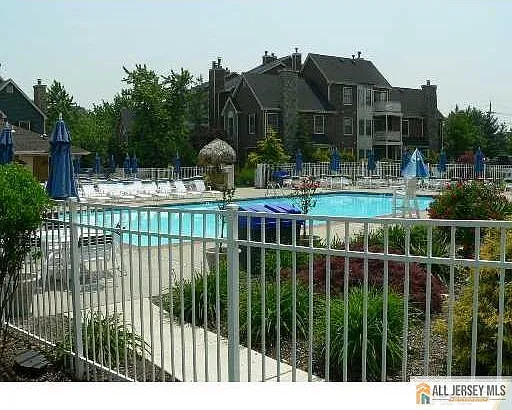 39 Lear Ct — Photo 13