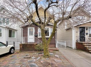 8848 69th Rd, Forest Hills, NY 11375