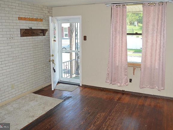 2nd image of 58 E High St