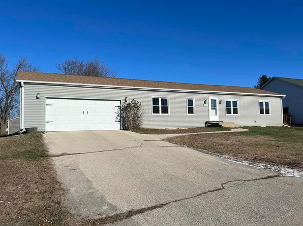 2722 Anthony Ave, Janesville, WI 53546