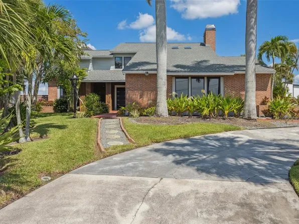 769 Kingston Ct, Apollo Beach, FL 33572