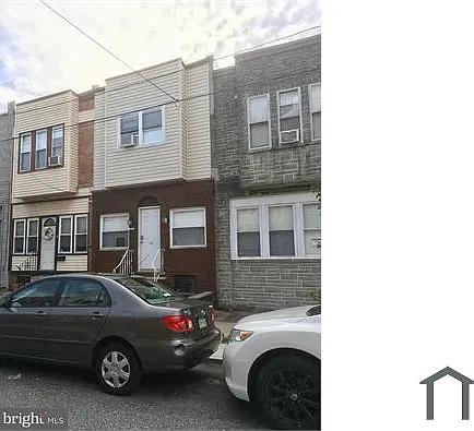 2202 S Woodstock St — Photo 1