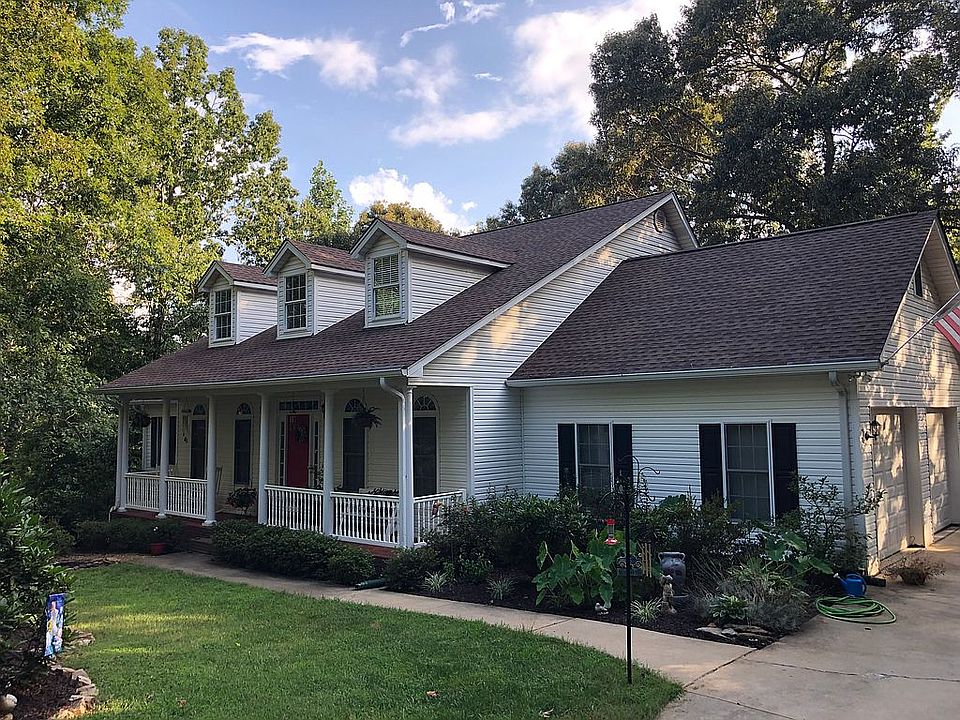 1st image of 161 Tall Oaks Dr