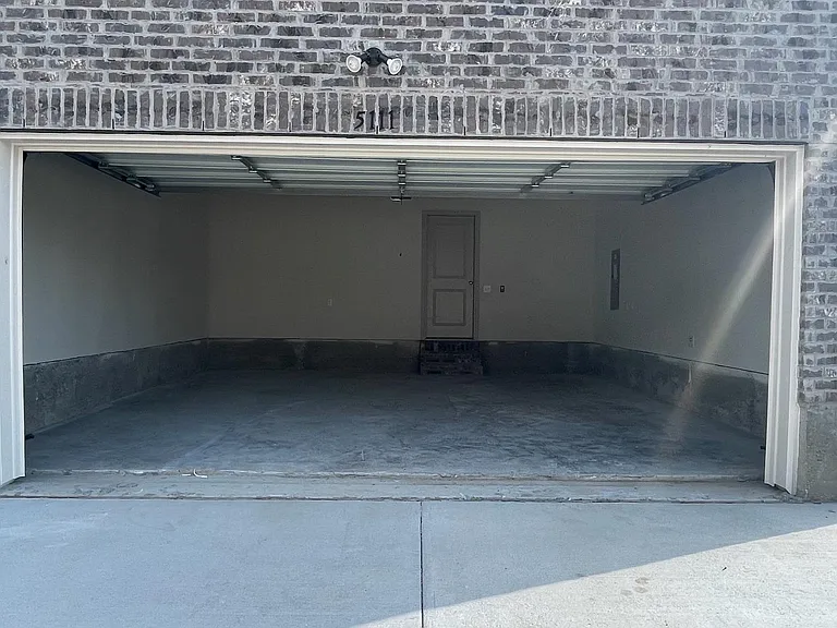 5111 Community St — Photo 24