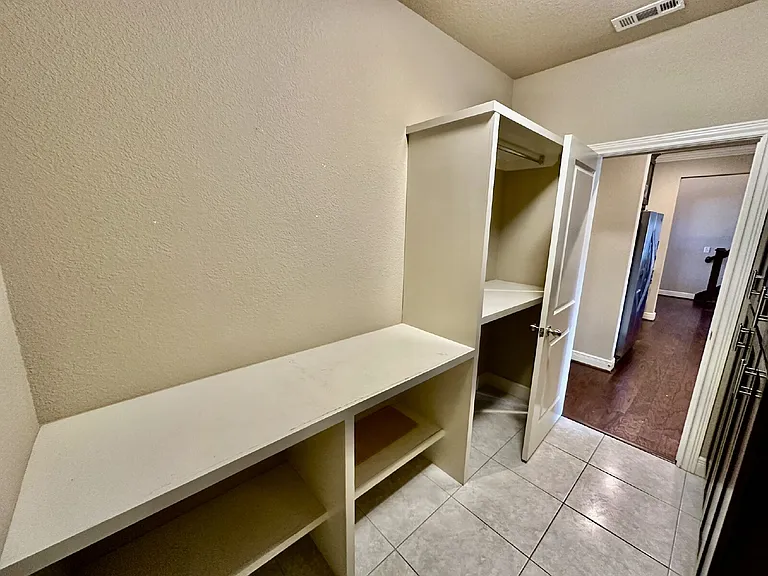 6613 W Valley View Rd — Photo 16