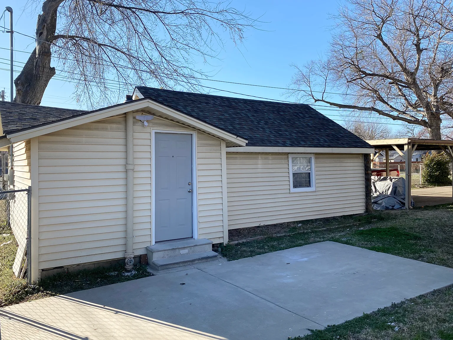 2 bed, 600 sqft, $850 — Photo 2