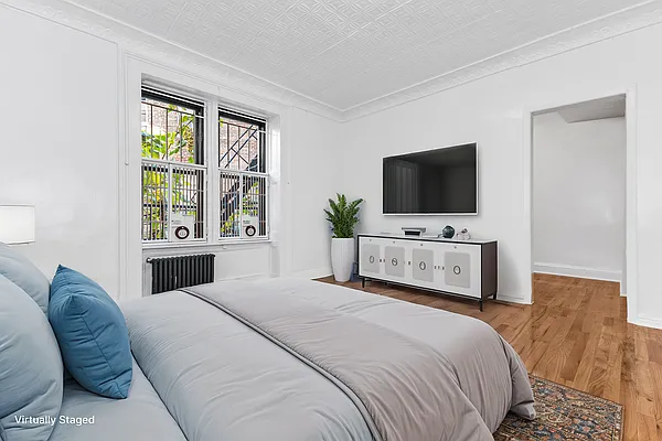 Rented by REAL New York | media 2