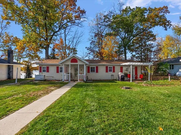 13535 Armitage Dr, Coral, MI 49322