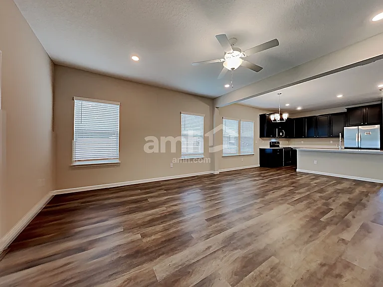 198 Spruce Point — Photo 6