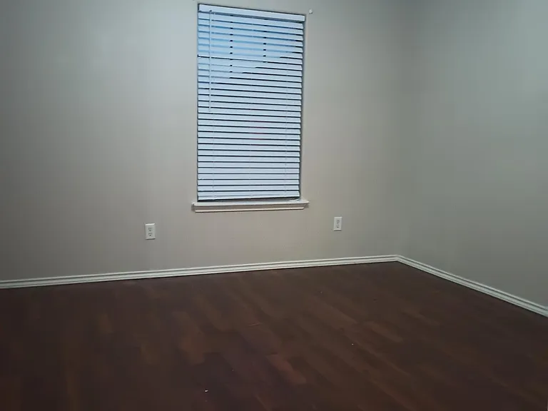 spacious Master bedroom with walk in closet