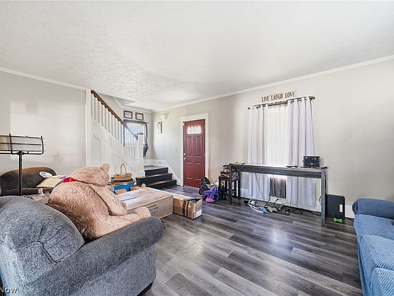 4th image of 207 Harmon Ave NE