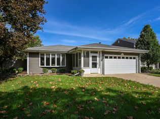 506 Wilson Ave, Glen Ellyn, IL 60137