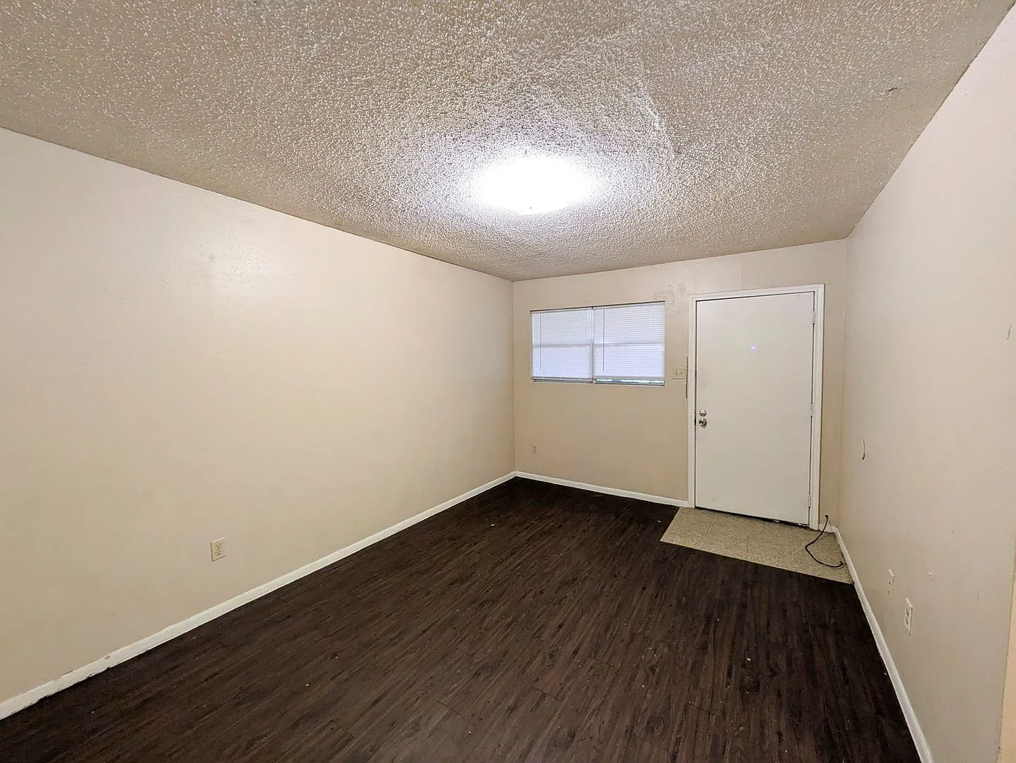 Woodrow Apartments — Photo 3