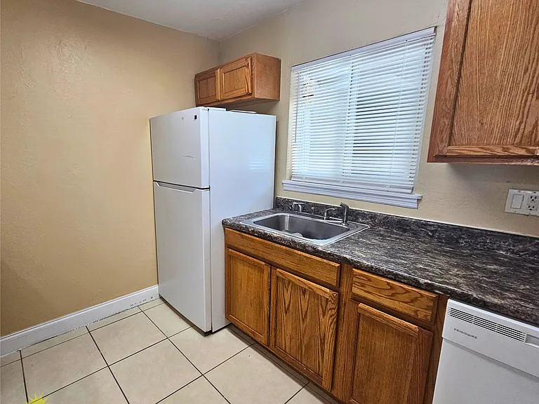 900 S Peninsula Dr #112 — Photo 10
