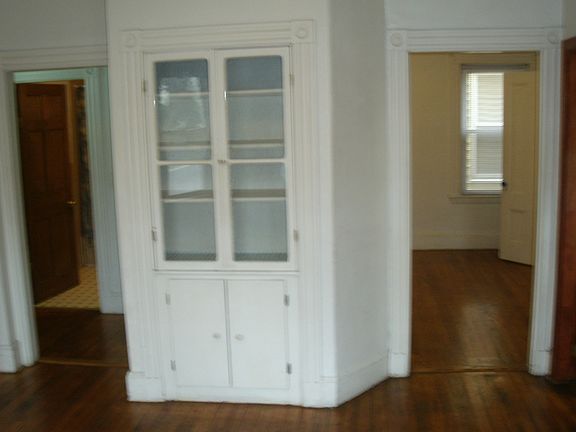 Apt 1 Dining Room