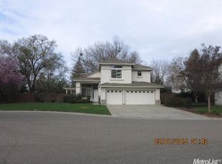 6080 Shirley Ave, Carmichael, CA 95608