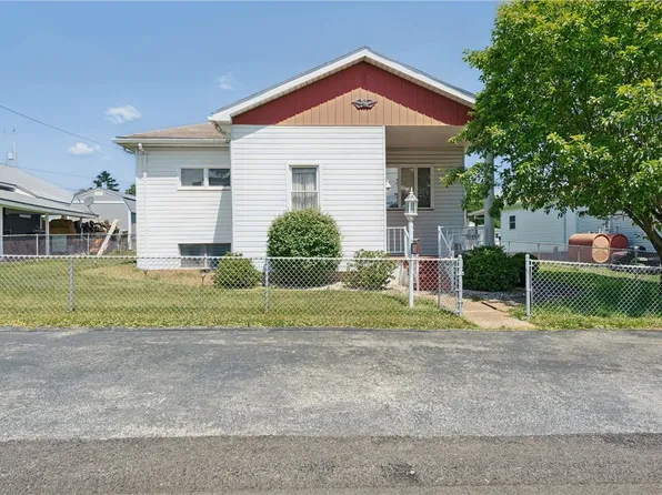 721 27th St, Blairsville, PA 15717