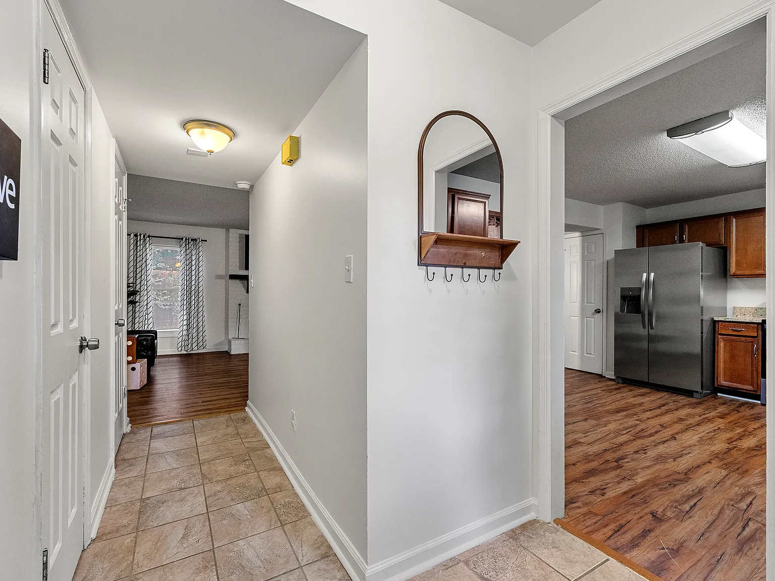 Bell Dr SE, Smyrna — Photo 4
