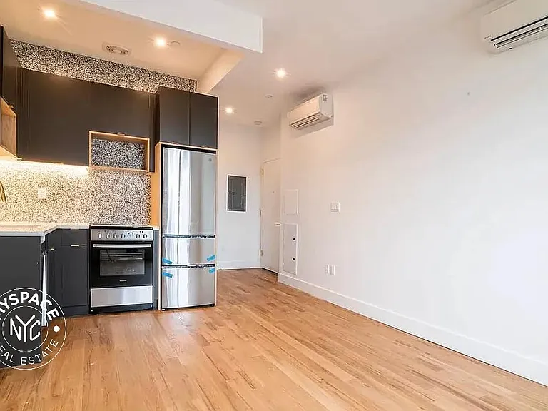 791 Sterling Pl #4C — Photo 2