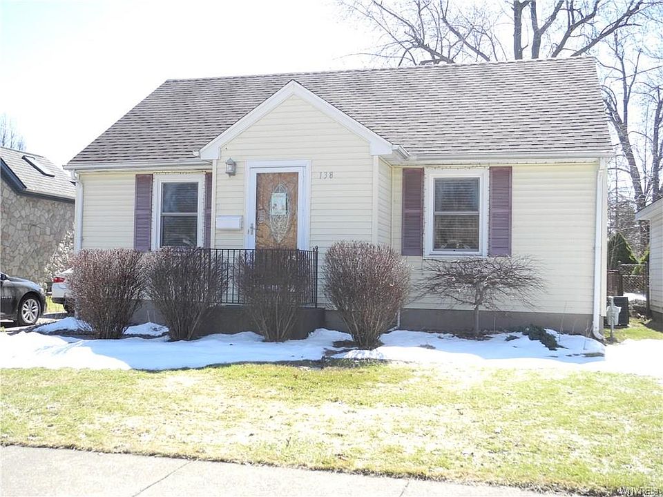 1st image of 138 Mullen St