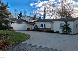 1136 Remsen Rd, Medina, OH 44256