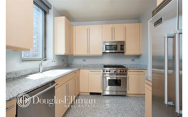 Rented by Douglas Elliman | media 2