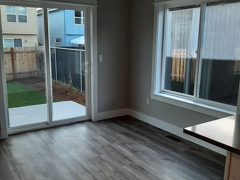 7118 SE Fern Ave — Photo 5