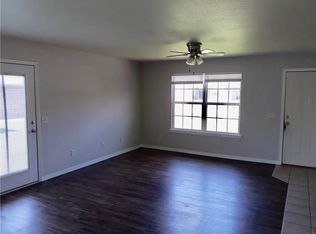 2830 Dawn Ct #A, Siloam Springs, AR 72761