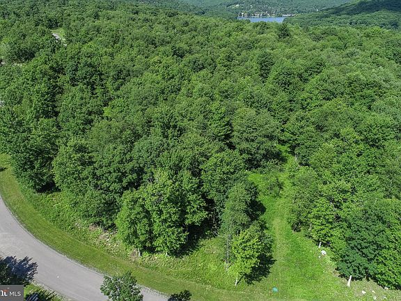 3rd image of LOT 23 Winding Estates Dr