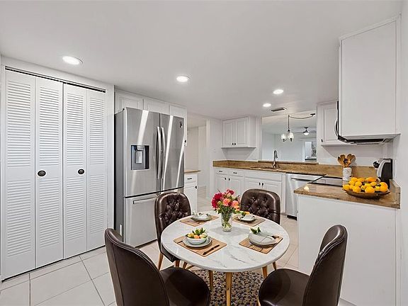 4th image of 700 Starkey Rd APT 312