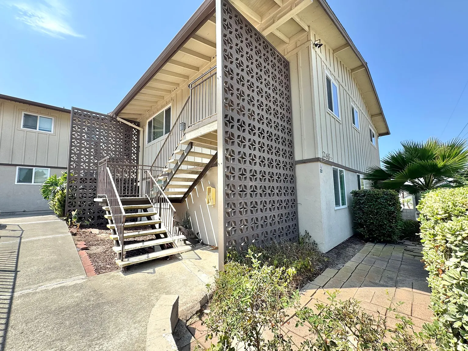 Fletcher Hills Apartments — Photo 2