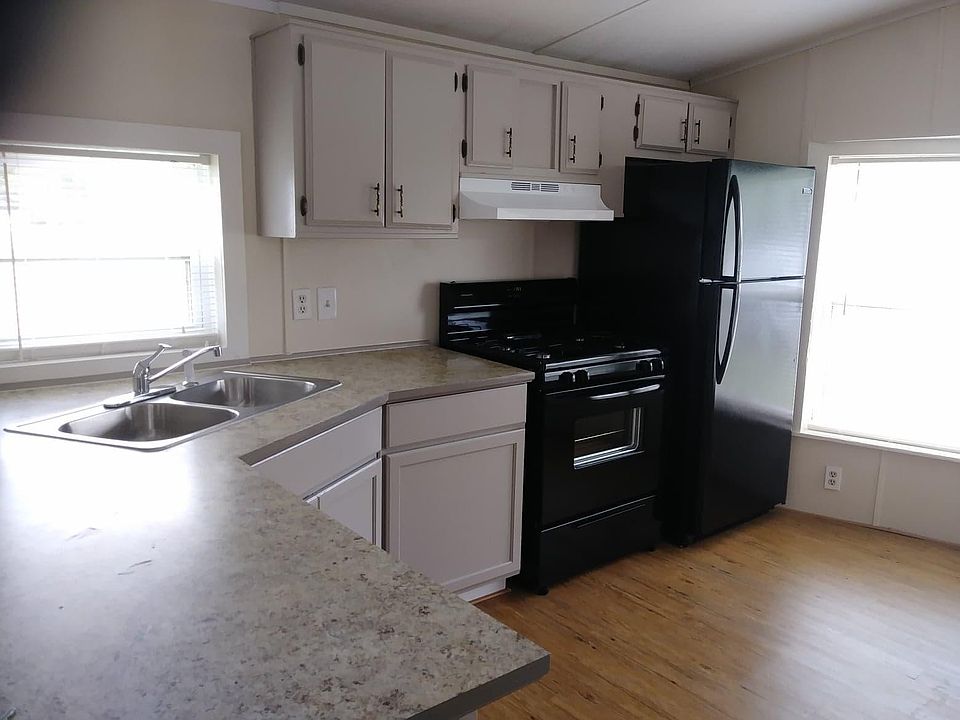 1st image of 1293 Pennington Dr