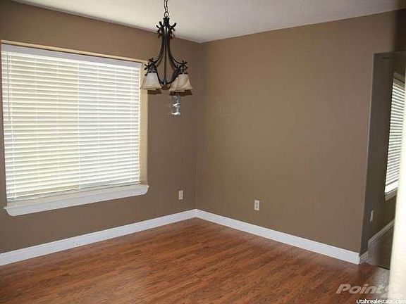 5 Formal Dining Room