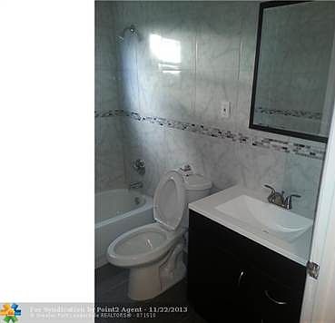 4th image of 1357 SW 25th Ave