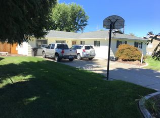 1208 S 69th Ave, Yakima, WA 98908