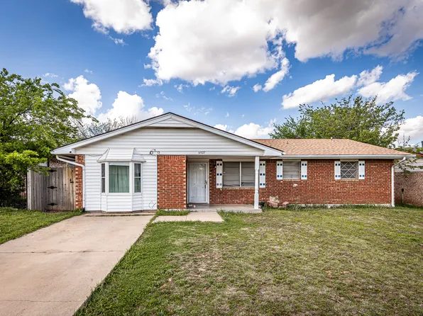6927 SW Cherokee Ave, Lawton, OK 73505