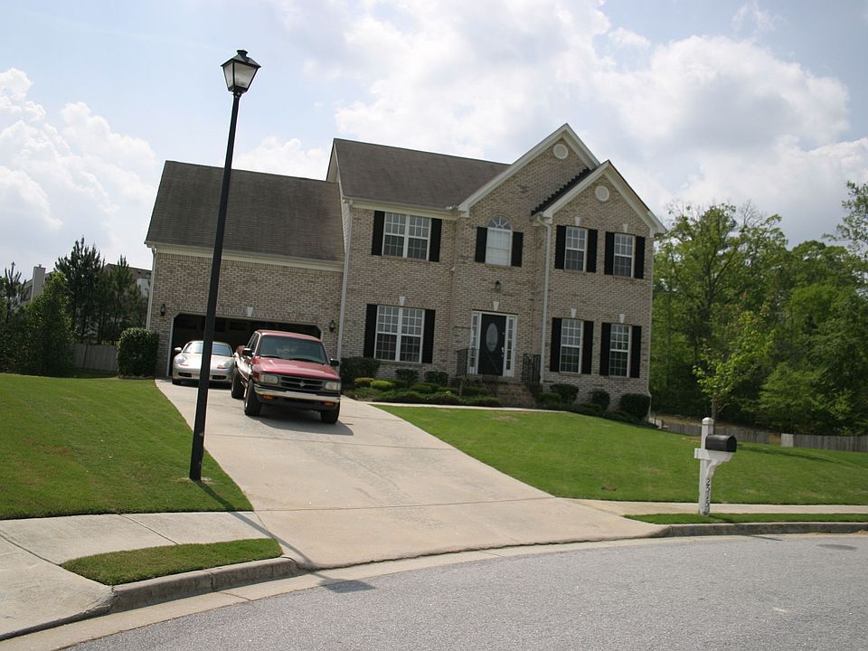 1st image of 2515 Lake Commons Ct