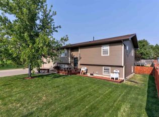 2621 Moose Dr, Sturgis, SD 57785