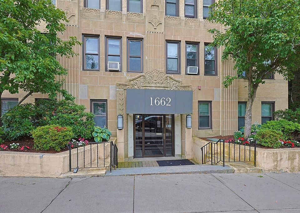 1st image of 1662 Commonwealth Ave APT 43