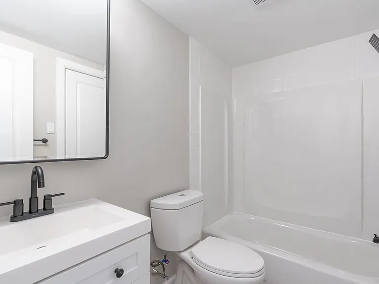 Fairmont Place — Photo 13