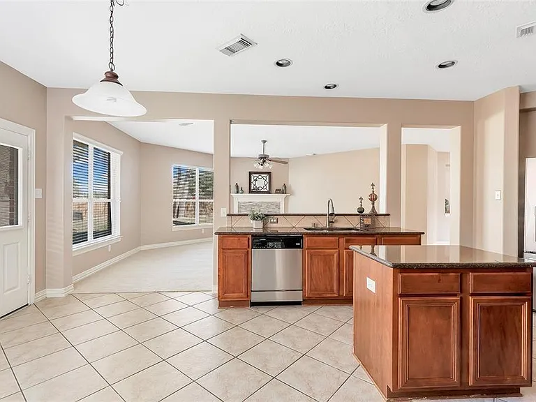 13019 Chandler Chase Ct — Photo 14