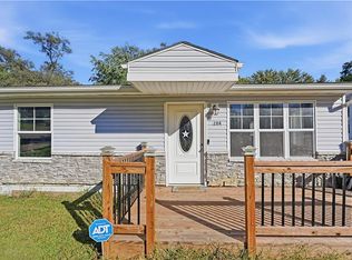 204 N 17th St, Leavenworth, KS 66048