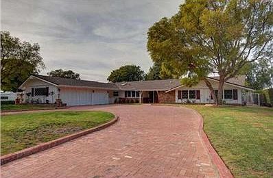 1st image of 1625 Ramona Dr