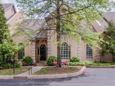 123 Brighton Clos, Nashville, TN, 37205