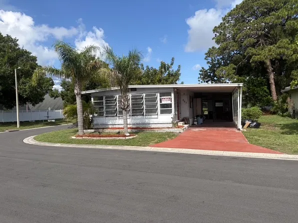 7001 142nd Ave Lot 207, Largo, FL 33771