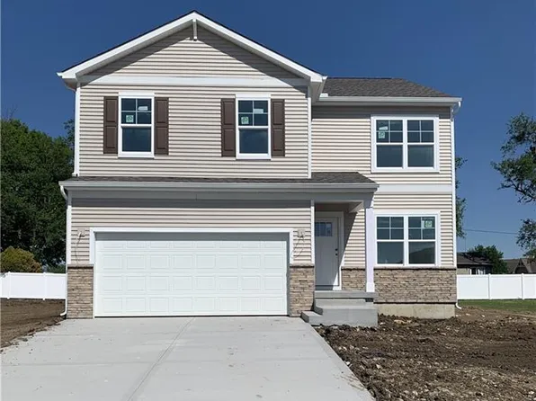 21710 S Madison St, Spring Hill, KS 66083