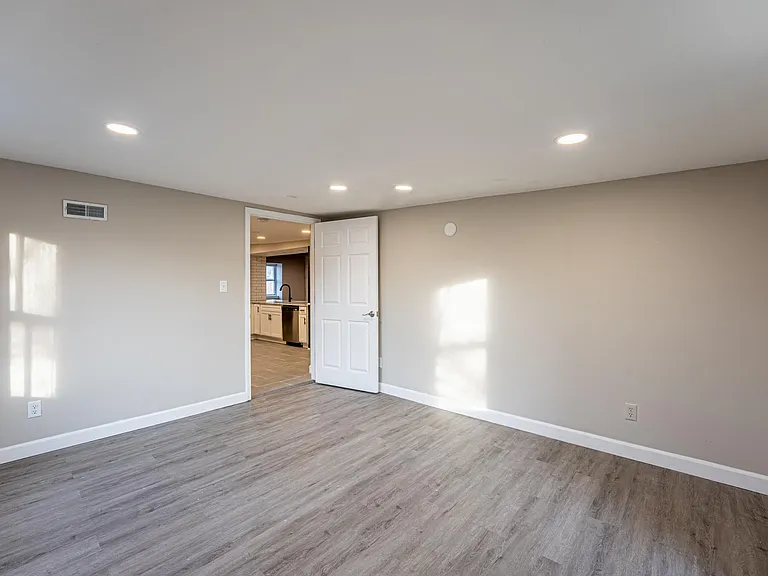 1024 Allen Ave #3E — Photo 34