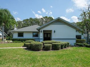 922 Gullane Dr, Tarpon Springs, FL 34688