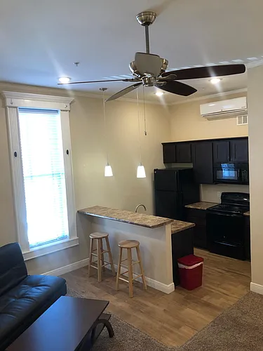 114 E University St #3 Photo 1