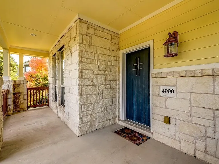 4000 Camacho St — Photo 3